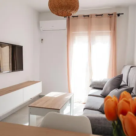 My Dream & Town Apartment *